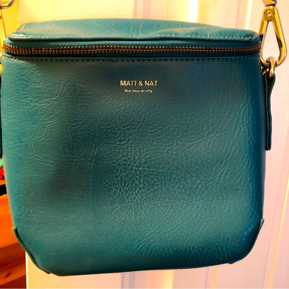 Matt & Nat crossbody bag - Picture 1 of 5